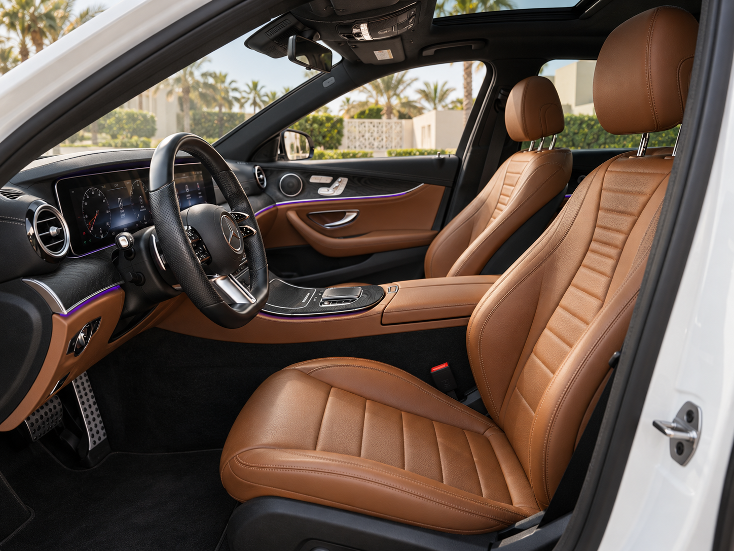 Mercedes E300 — miniature 7